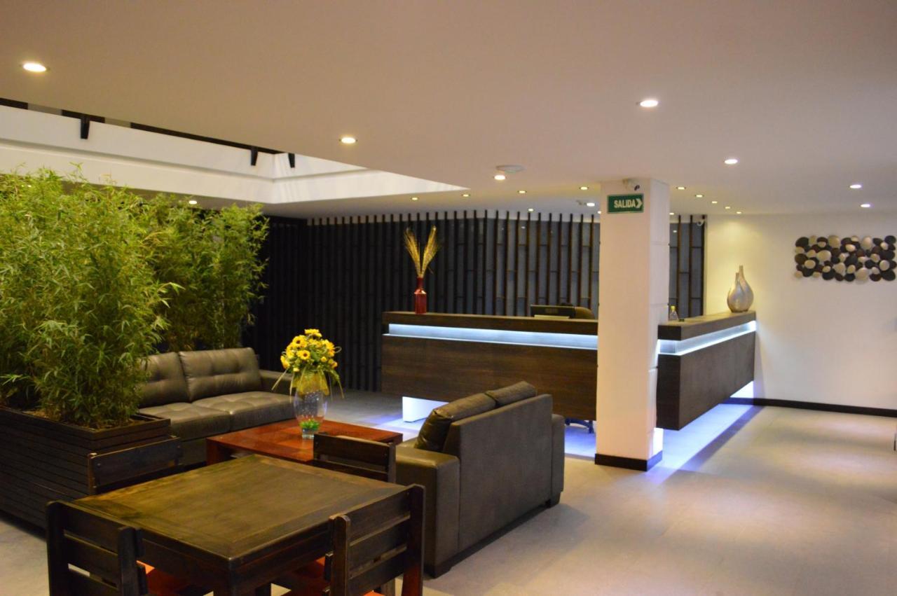 Hostal Delia Victoria Cuenca Exterior foto